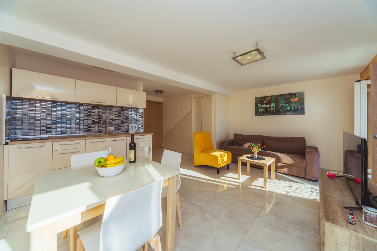 Apartments Galija Petrovac Lux Exterior photo