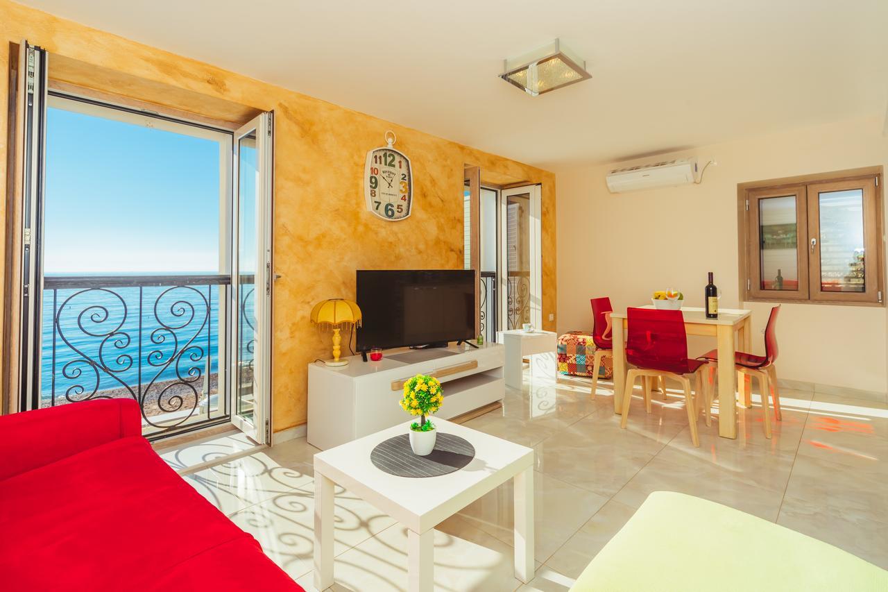Apartments Galija Petrovac Lux Exterior photo